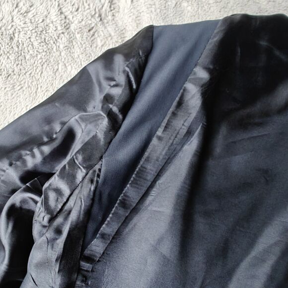 LL Bean Traveler Blazer Men's 44R Navy Blue Two Button Micro Polyester - Picture 8 of 12